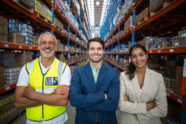Central distribution centers (CDC) : définition et leur impact sur la chaîne